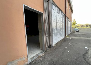 Edificio all\'aperto - Locale Commerciale Via:Luigi Capuana, Camporotondo Etneo - foto 36