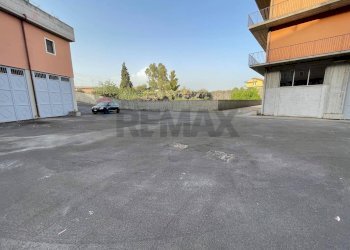 Edificio all\'aperto - Locale Commerciale Via:Luigi Capuana, Camporotondo Etneo - foto 51