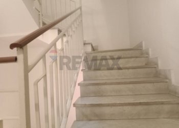 Scale - Appartamento Via dei Malavoglia
 
20, Aci Castello - foto 6