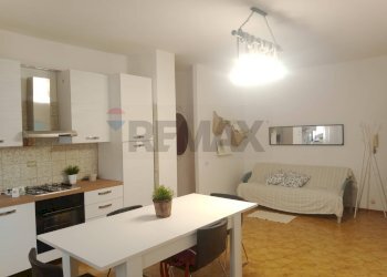 Sala da pranzo - Appartamento Via dei Malavoglia
 
20, Aci Castello - foto 18