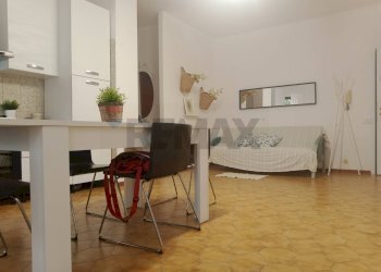 Sala da pranzo - Appartamento Via dei Malavoglia
 
20, Aci Castello - foto 23