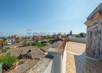 Edificio all\'aperto - Casa indipendente via Santa Lucia
 
49/57, Mascalucia - foto 1