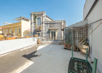 Terrazza - Casa indipendente via Santa Lucia
 
49/57, Mascalucia - foto 15