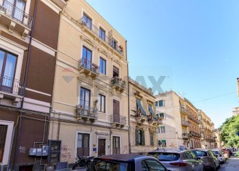 Edificio all\'aperto - Appartamento Viale XX Settembre
 
35, Catania - foto 1