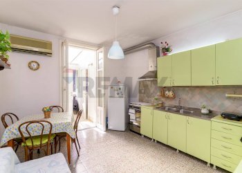 Cucina - Appartamento Viale XX Settembre
 
35, Catania - foto 2