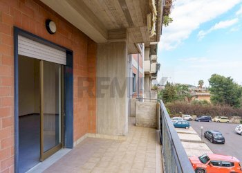 Balcone - Appartamento via santa rosa da lima
 
24, Catania - foto 20