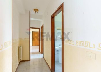 Hall / corridoio - Appartamento via santa rosa da lima
 
24, Catania - foto 28