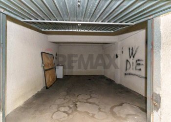 Parcheggio - Appartamento via santa rosa da lima
 
24, Catania - foto 40