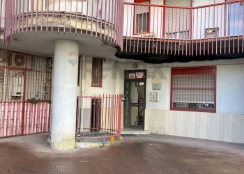 Edificio all\'aperto - Trilocale Via Amico valenti
 
105, Caltanissetta - foto 1