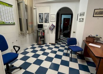 Hall / corridoio - Trilocale Via Amico valenti
 
105, Caltanissetta - foto 11