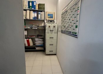 Hall / corridoio - Trilocale Via Amico valenti
 
105, Caltanissetta - foto 14