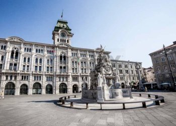 Edificio all\'aperto - Commercial Premises Trieste - photo 1