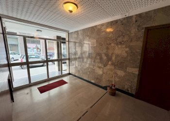 Ricezione / Lobby - Two-room apartment VIA SETTEFONTANE
 
6, Trieste - photo 2