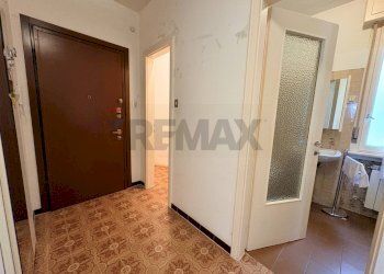 Hall / corridoio - Two-room apartment VIA SETTEFONTANE
 
6, Trieste - photo 8
