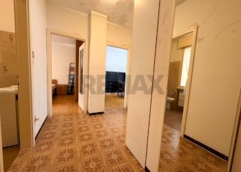 Hall / corridoio - Two-room apartment VIA SETTEFONTANE
 
6, Trieste - photo 9