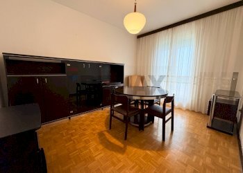 Sala da pranzo - Two-room apartment VIA SETTEFONTANE
 
6, Trieste - photo 16