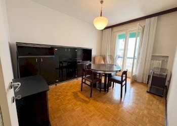 Sala da pranzo - Two-room apartment VIA SETTEFONTANE
 
6, Trieste - photo 17