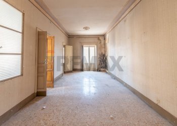 Hall / corridoio - Independent house VIA ROMA
 
6-8, Francofonte - photo 14