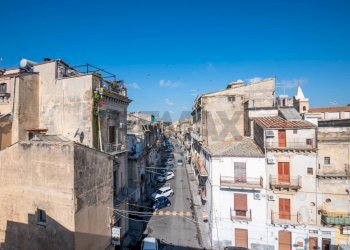 Edificio all\'aperto - Independent house VIA ROMA
 
6-8, Francofonte - photo 29