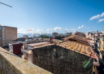 Edificio all\'aperto - Independent house VIA ROMA
 
6-8, Francofonte - photo 32