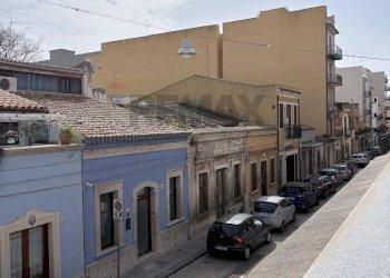 Edificio all\'aperto - Independent house Via Epicarmo
 
237, Augusta - photo 32