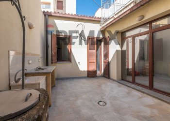 Terrazza - Independent house Via Epicarmo
 
237, Augusta - photo 15