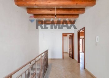 Hall / corridoio - Independent house Via Epicarmo
 
237, Augusta - photo 37