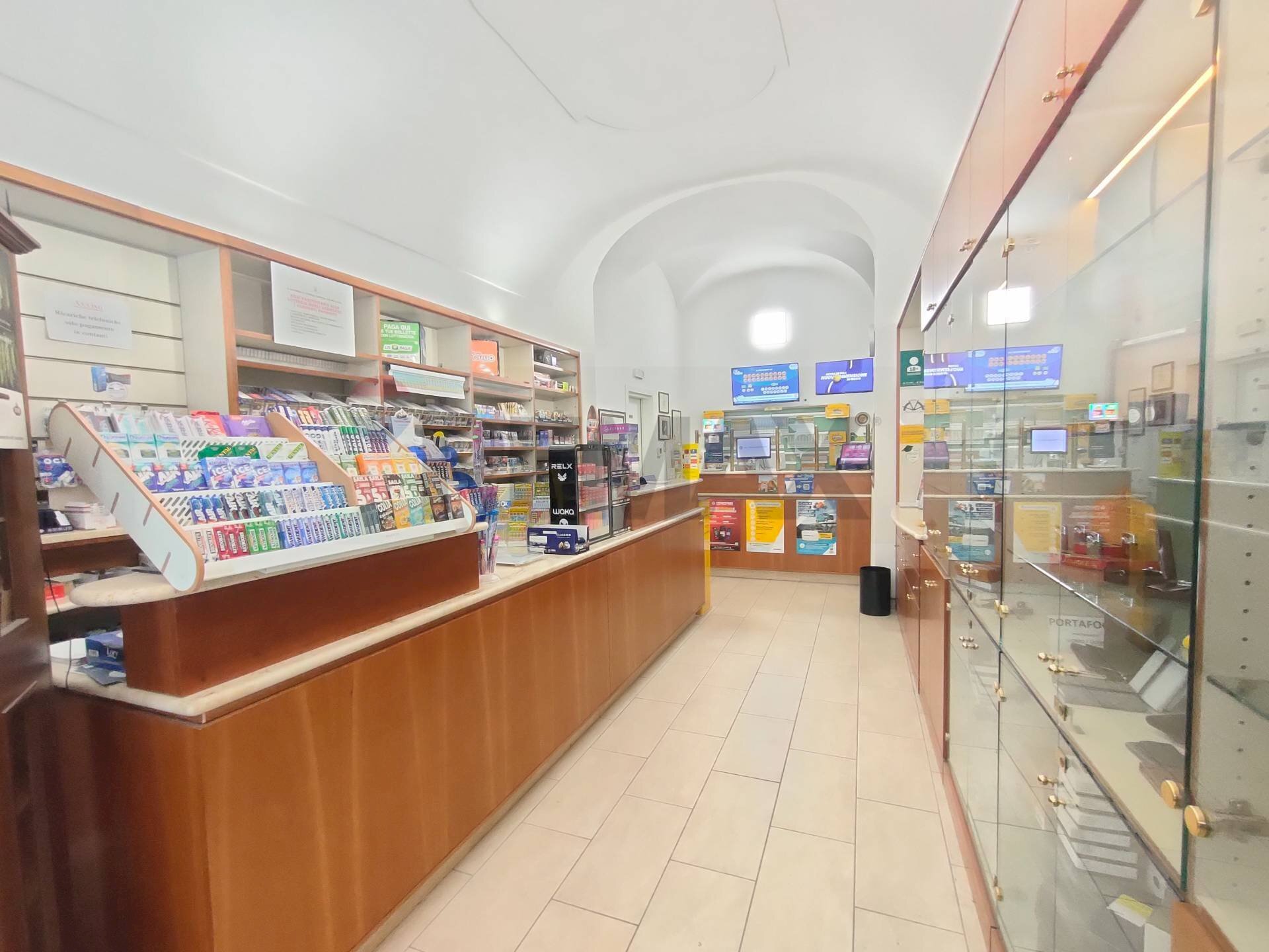 Cucina - Attività Commerciale Corso Federico II, L'Aquila - foto 3