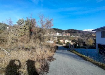 Vista delle montagne - Building land Via del Colle San Giacomo, L'Aquila - photo 10