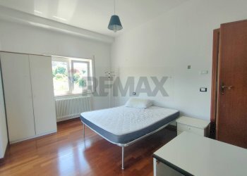 Camera / camera da letto - Appartamento Via Antonio Quinzi
 
18, L'Aquila - foto 17