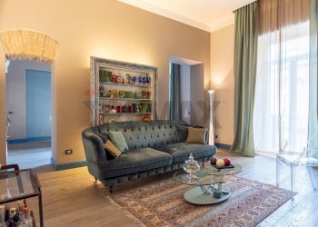 Soggiorno - Trilocale Via S.Rosa
 
264, Napoli - foto 7