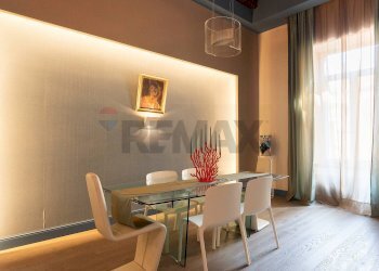 Sala da pranzo - Trilocale Via S.Rosa
 
264, Napoli - foto 12