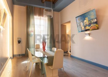 Sala da pranzo - Trilocale Via S.Rosa
 
264, Napoli - foto 13