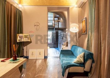 Soggiorno - Trilocale Via S.Rosa
 
264, Napoli - foto 15