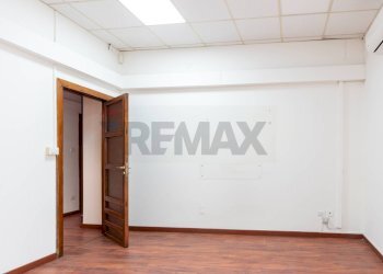 Stanza vuota - Quadrilocale Via Michelangelo Schipa
 
118, Napoli - foto 7