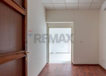 Stanza vuota - Quadrilocale Via Michelangelo Schipa
 
118, Napoli - foto 10