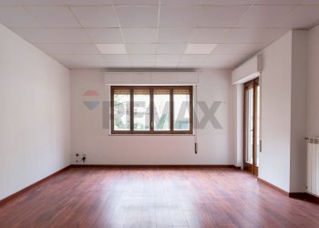 Stanza vuota - Quadrilocale Via Michelangelo Schipa
 
118, Napoli - foto 13