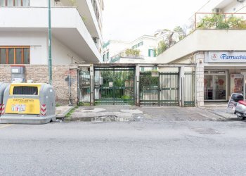 Edificio all\'aperto - Appartamento Via Michelangelo Schipa
 
118, Napoli - foto 16