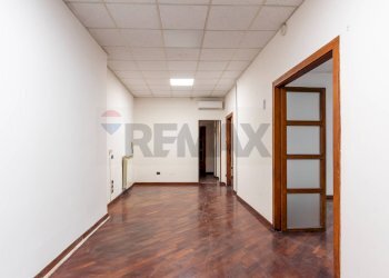 Hall / corridoio - Appartamento Via Michelangelo Schipa
 
118, Napoli - foto 6