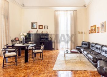 Sala da pranzo - Apartment Corso Resina
 
11, Ercolano - photo 11