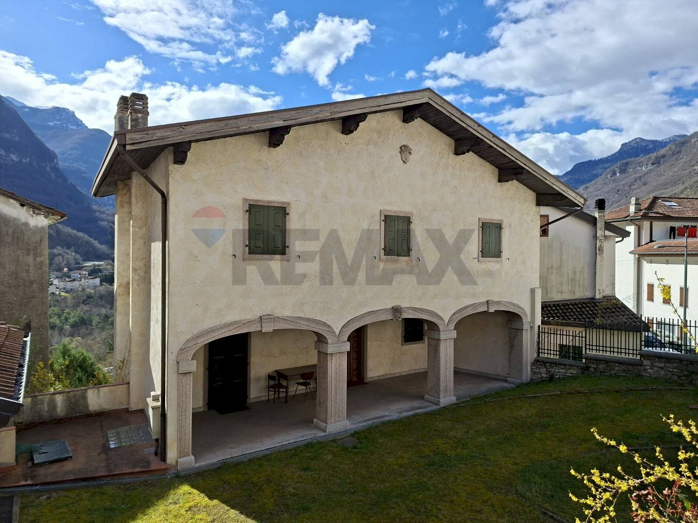 Casa all\'aperto - Independent house Via Giovanni Uberti
 
2, Longarone - photo 1