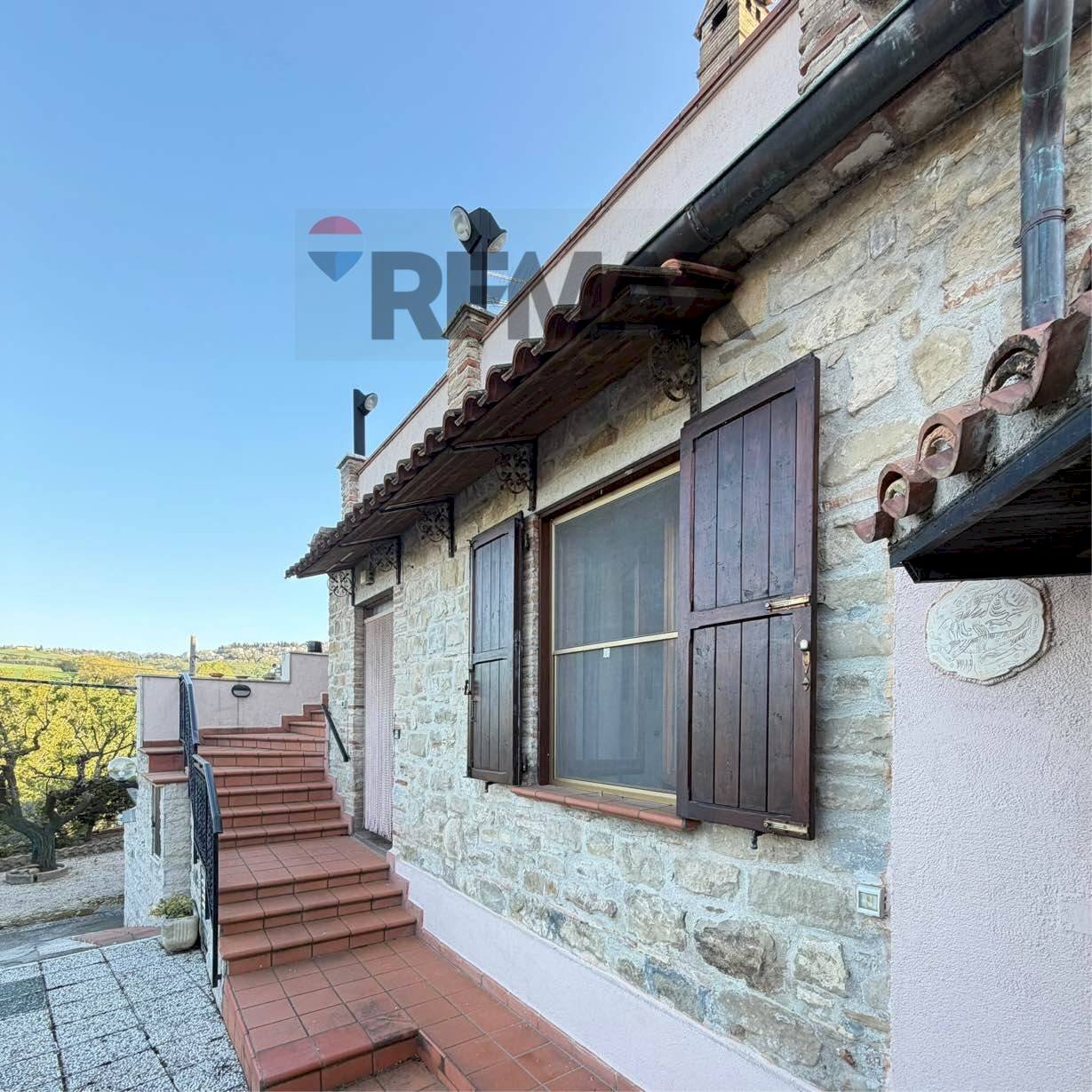 Casa all\'aperto - Casa indipendente Villa Pozzo
74, Cingoli - foto 3