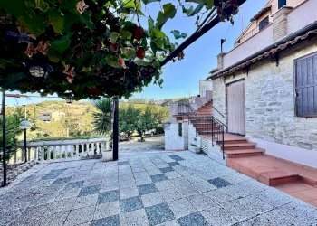 Terrazza - Independent house Cingoli - photo 1