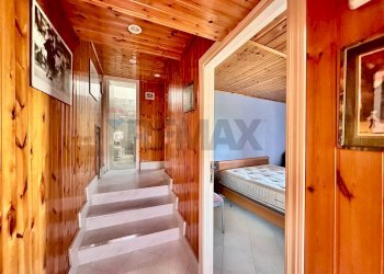 Scale - Independent house Cingoli - photo 13