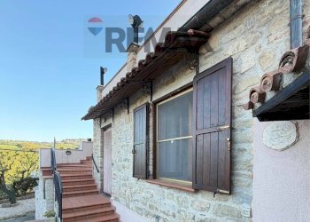 Casa all\'aperto - Casa indipendente Villa Pozzo
 
74, Cingoli - foto 3