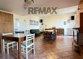 Sala da pranzo - Casa indipendente Villa Pozzo
 
74, Cingoli - foto 5