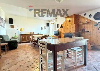 Sala da pranzo - Casa indipendente Villa Pozzo
 
74, Cingoli - foto 6