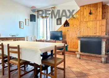 Sala da pranzo - Casa indipendente Villa Pozzo
 
74, Cingoli - foto 8