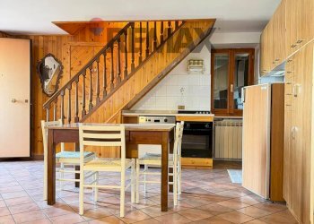 Sala da pranzo - Casa indipendente Villa Pozzo
 
74, Cingoli - foto 9