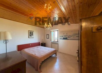 Camera / camera da letto - Casa indipendente Villa Pozzo
 
74, Cingoli - foto 15